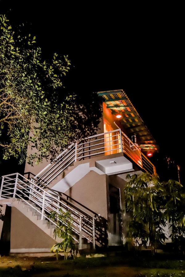 Stairway Way To Heaven Apartment อัมบาลังโกดา ภายนอก รูปภาพ