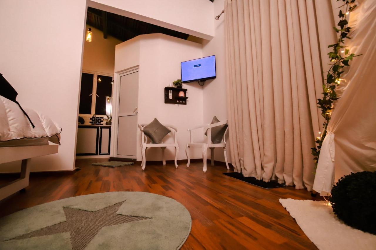 Stairway Way To Heaven Apartment อัมบาลังโกดา ภายนอก รูปภาพ